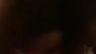 MILF tuga faz broche ao amigo do filho com vontade