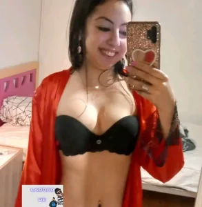 Cota_cigana_exposta_de_lingerie_na_internet_tiktok